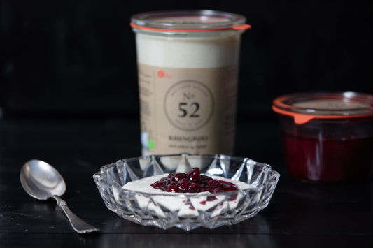 Sæsonvare kommer tilbage nov. 26 - Økologisk Risengrød No. 52 og Økologisk Kirsebærsovs  No. 81